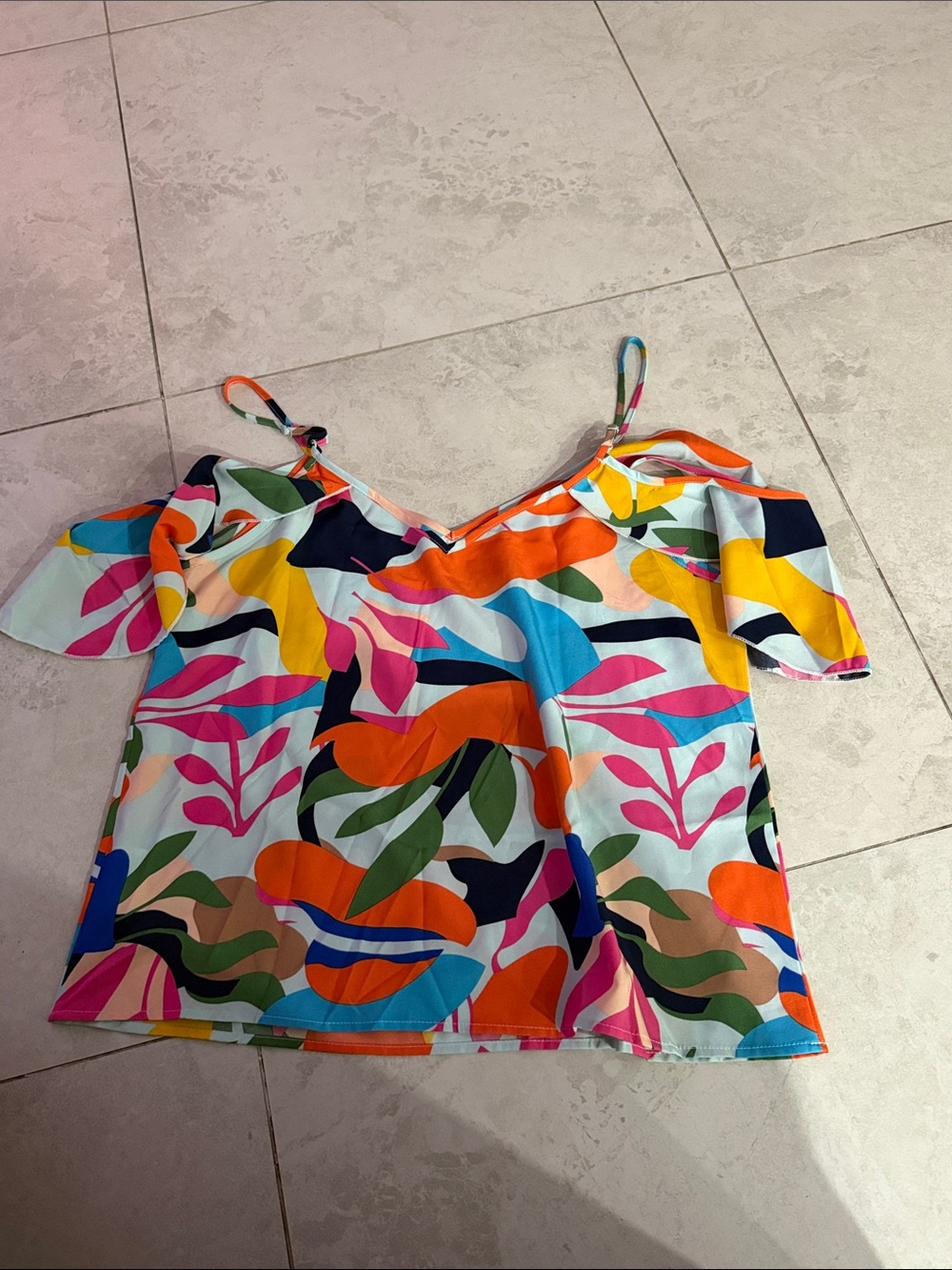 SHEIN Multicolor Abstract Cold-Shoulder Camisole